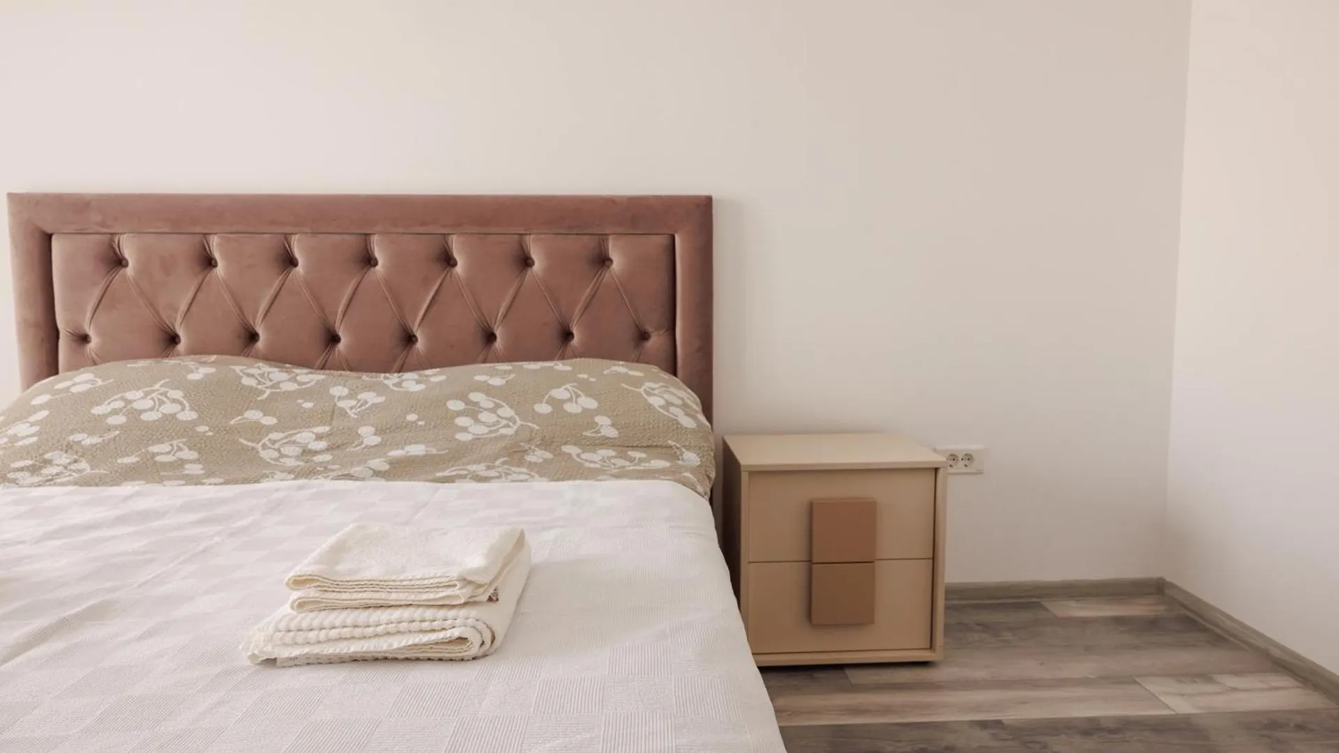 Rescossa Apartment Boekarest