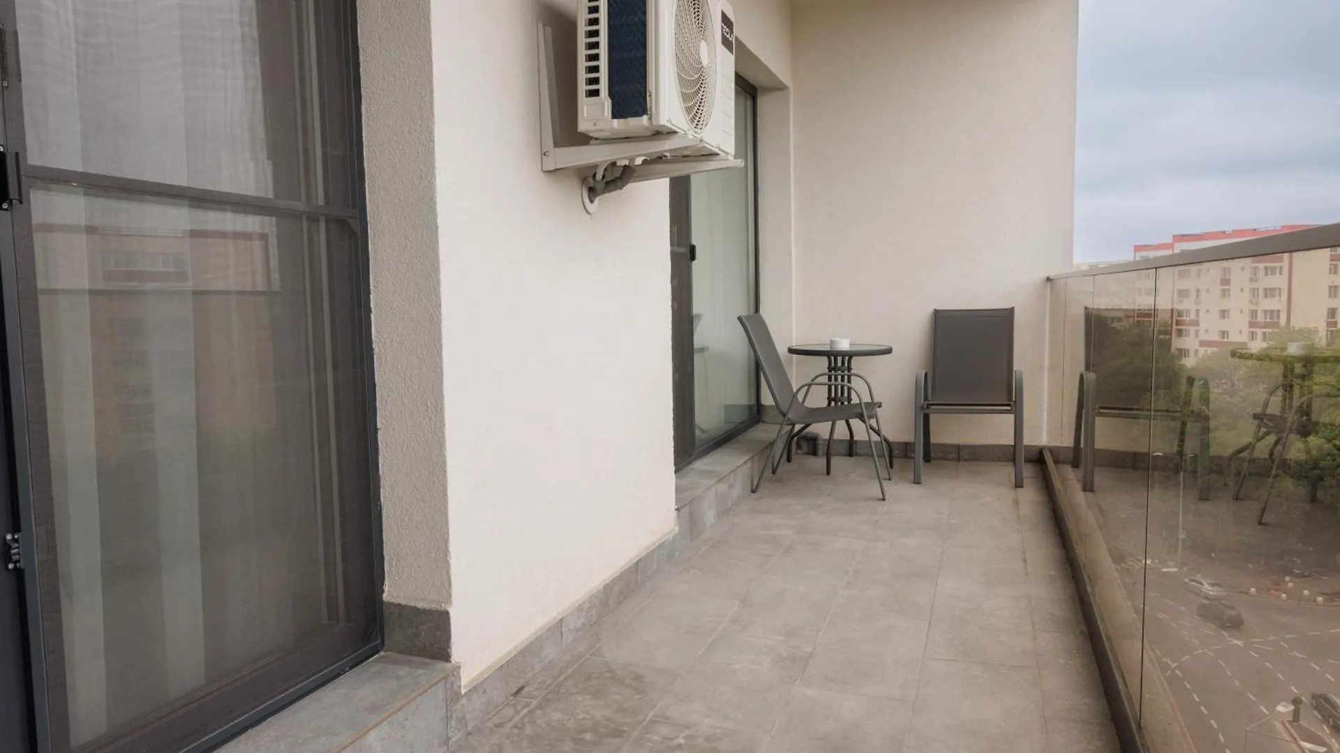Rescossa Apartment Boekarest